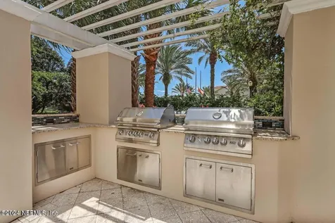 400 E Bay Street E Jacksonville FL 32202