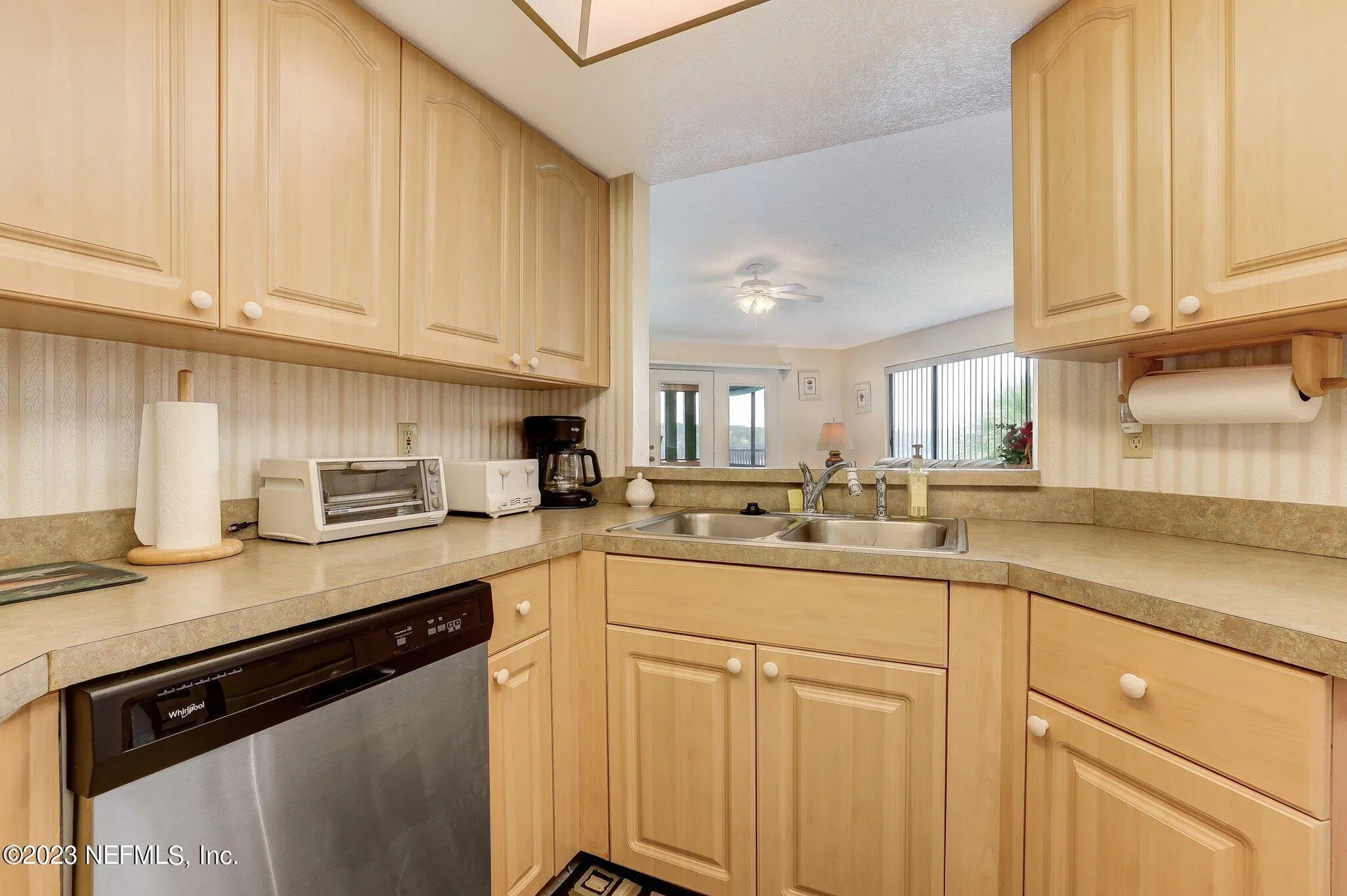 99 Broad River Place Welaka FL 32193