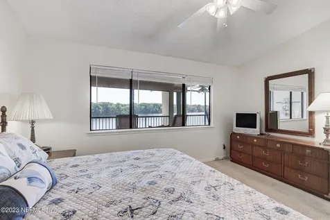 99 Broad River Place Welaka FL 32193