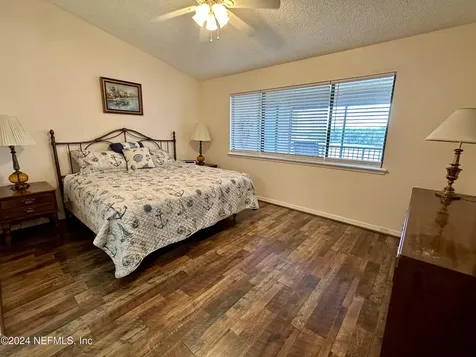 99 Broad River Place Welaka FL 32193