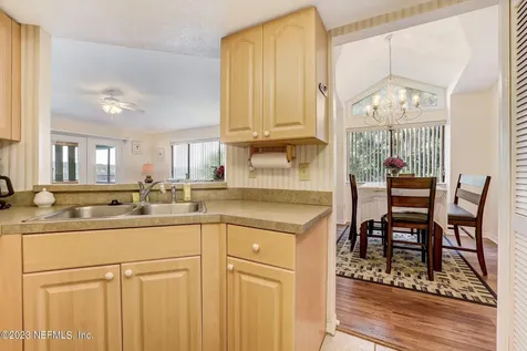 99 Broad River Place Welaka FL 32193