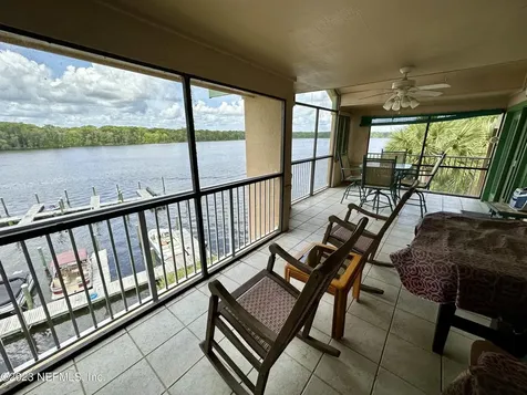 99 Broad River Place Welaka FL 32193