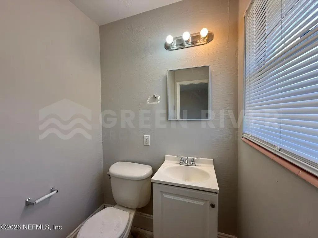 7963 Le Mans Drive Jacksonville FL 32210