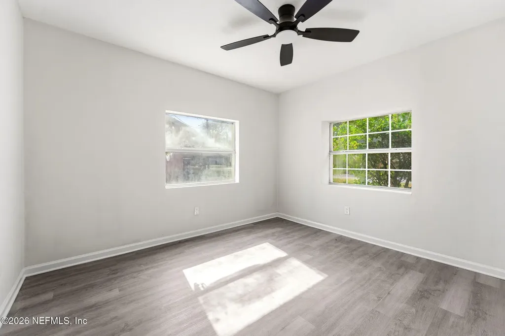 5570 Redpoll Avenue Jacksonville FL 32219