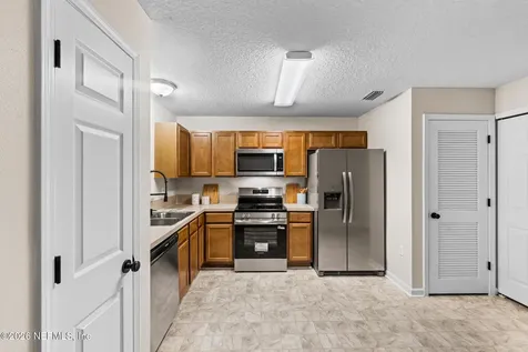 8436 Mcgirts Village Lane Jacksonville FL 32210
