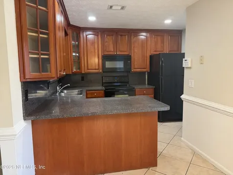 4285 Walnut Bend Jacksonville FL 32257