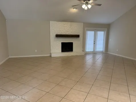 4285 Walnut Bend Jacksonville FL 32257