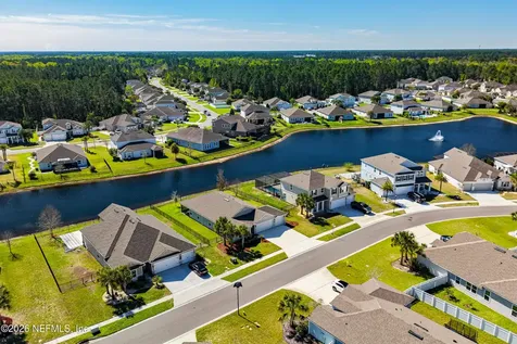 1221 Castle Trail Drive St. Johns FL 32259