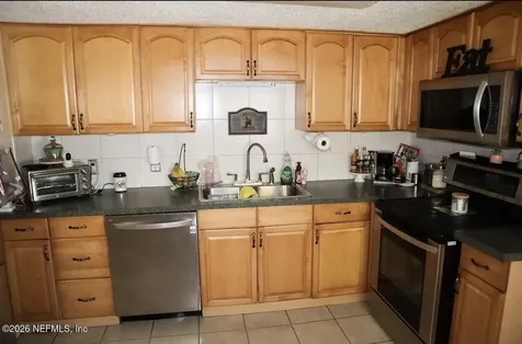 6731 Seaboard Avenue Jacksonville FL 32244