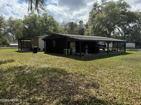 14370 NE 150th Avenue Waldo FL 32694
