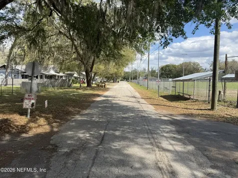 14370 NE 150th Avenue Waldo FL 32694