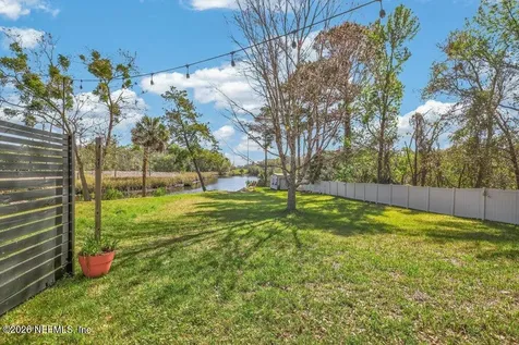 1612 Creek Point Boulevard Jacksonville FL 32218