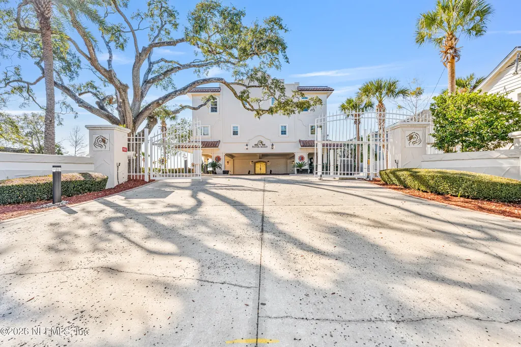 1616 River Road Jacksonville FL 32207