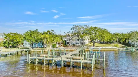 1616 River Road Jacksonville FL 32207