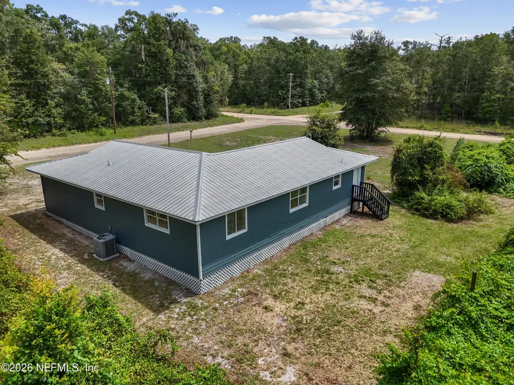 127 Rainbow Drive Florahome FL 32140