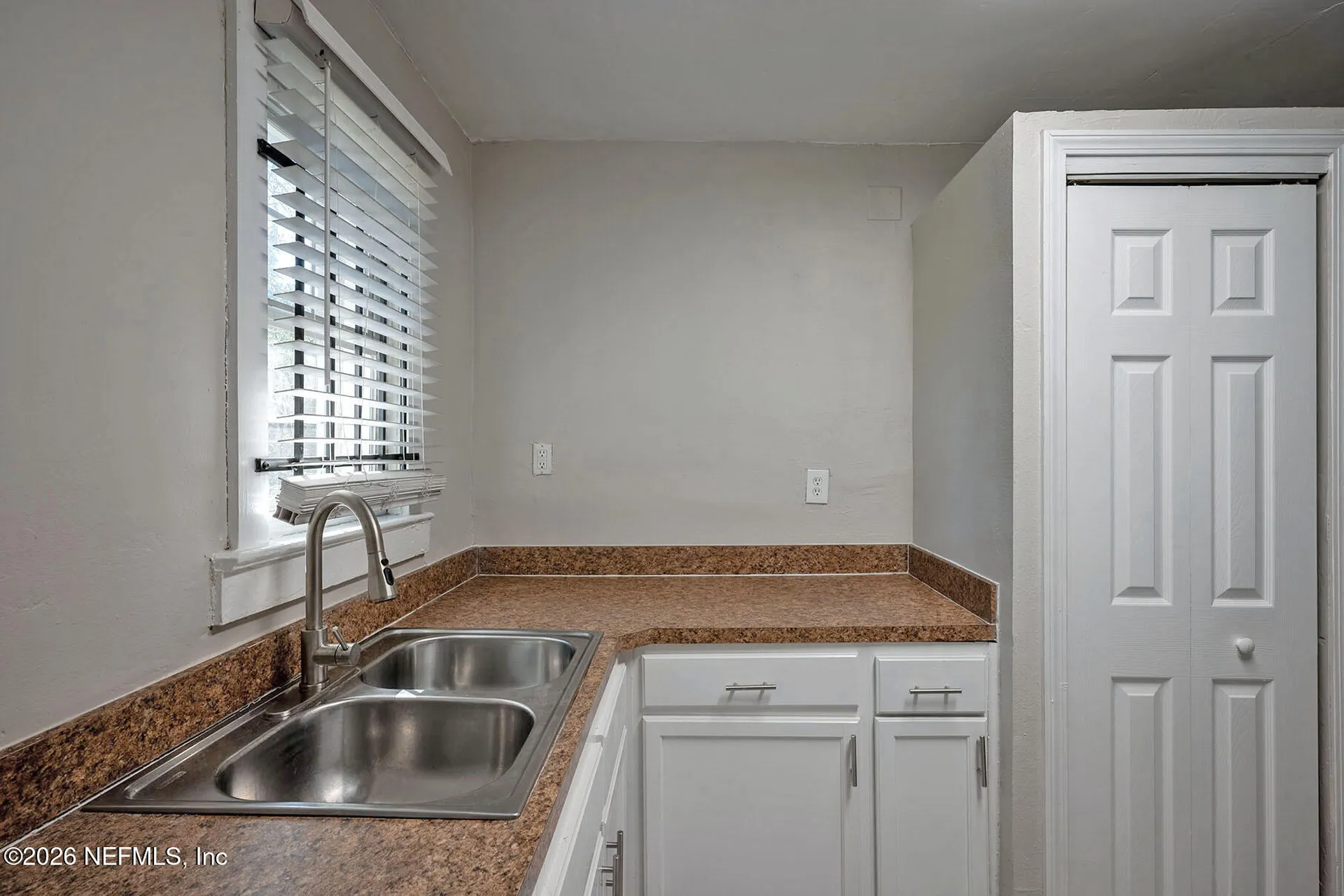 2036 W 11th Street Jacksonville FL 32209