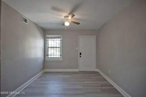 2036 W 11th Street Jacksonville FL 32209