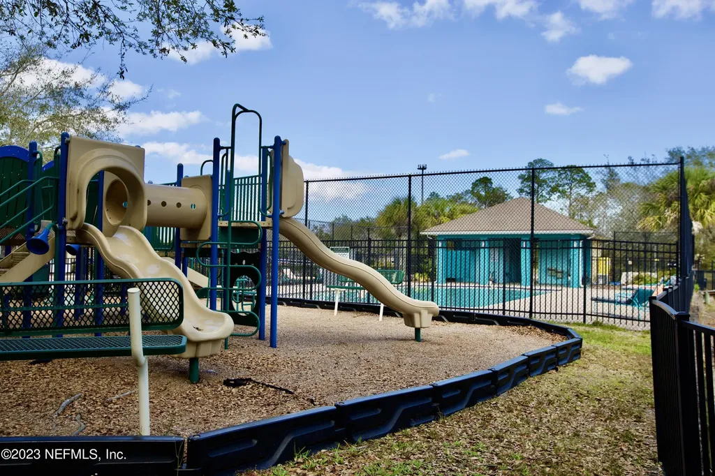 3600 Lenin Peak Court Jacksonville FL 32210