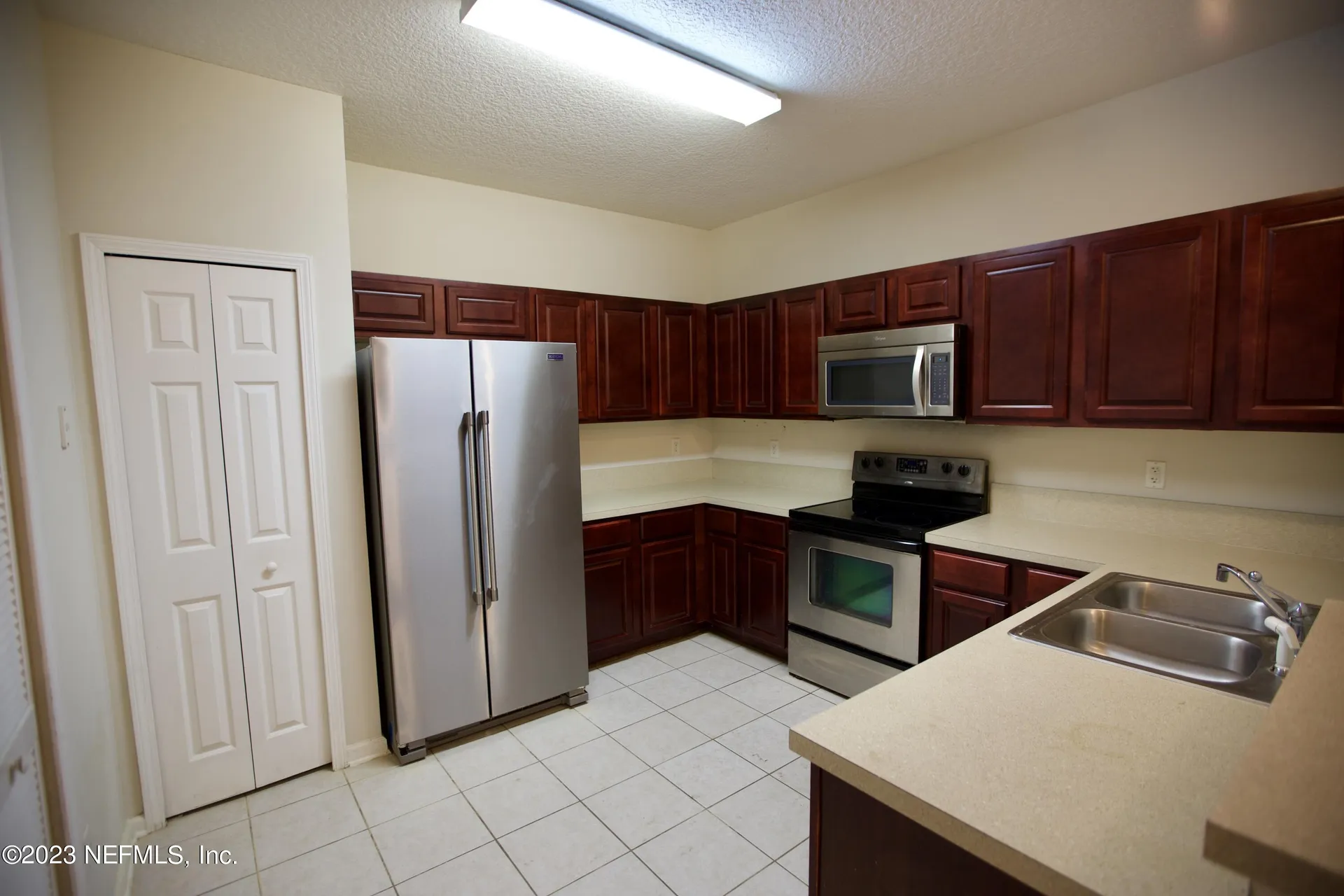 3600 Lenin Peak Court Jacksonville FL 32210
