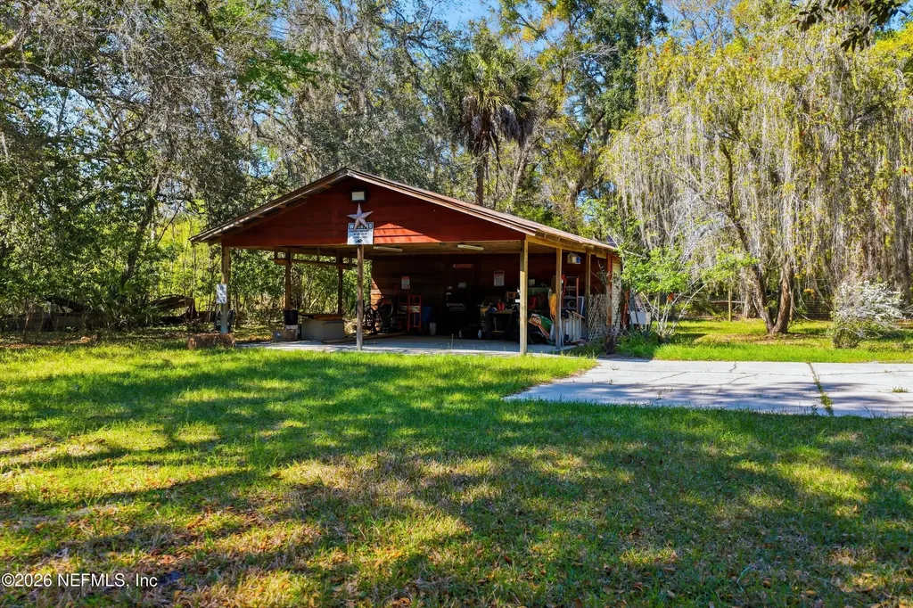 596 Fl-20 Palatka FL 32177