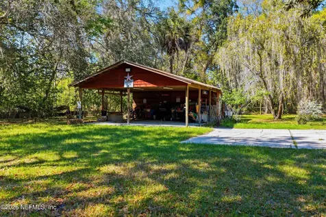 596 Fl-20 Palatka FL 32177