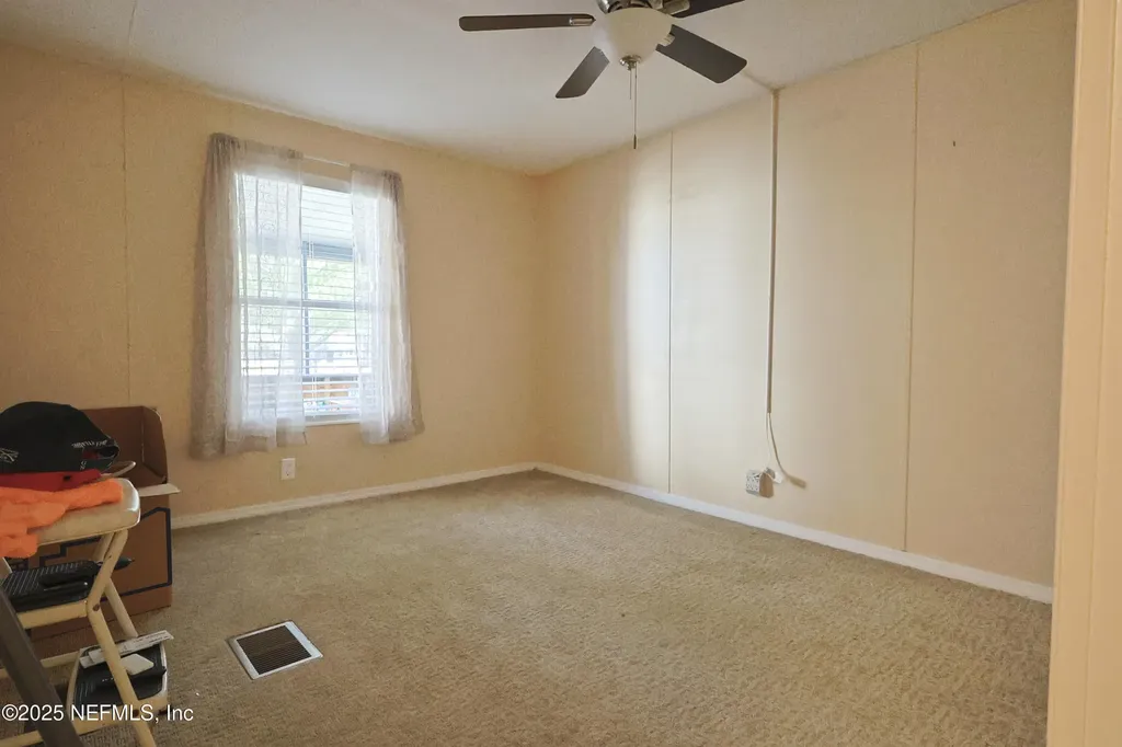 138 Edgewater Road Satsuma FL 32189
