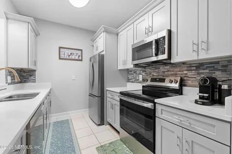 10550 Baymeadows Road Jacksonville FL 32256