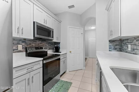 10550 Baymeadows Road Jacksonville FL 32256