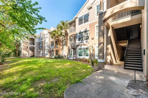 10550 Baymeadows Road Jacksonville FL 32256