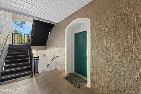 10550 Baymeadows Road Jacksonville FL 32256