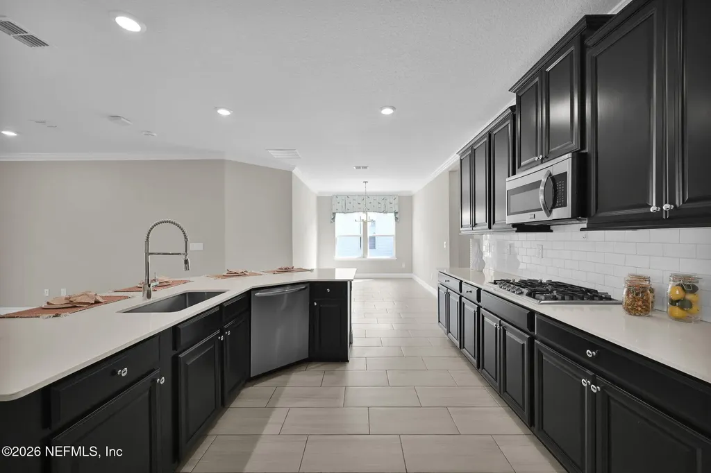 2869 Las Calinas Boulevard St. Augustine FL 32095