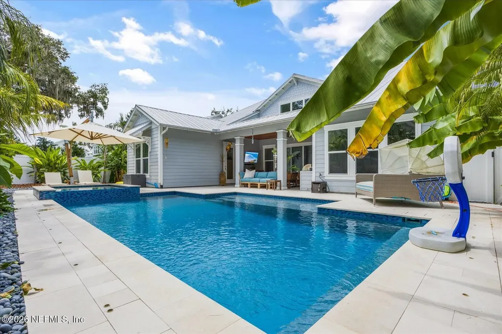 2041 Waterway Island Lane Jacksonville Beach FL 32250