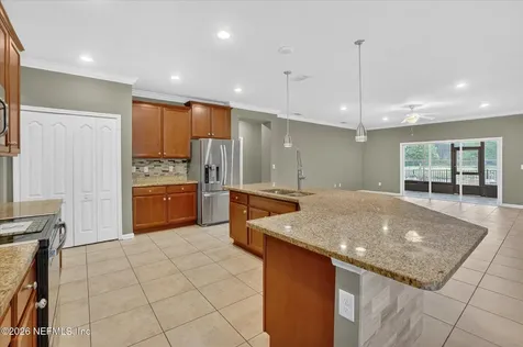 10013 Logan Falls Court Jacksonville FL 32222