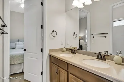 77 Manor Lane St. Johns FL 32259