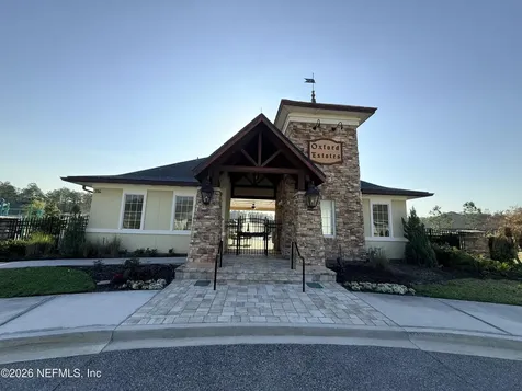 77 Manor Lane St. Johns FL 32259