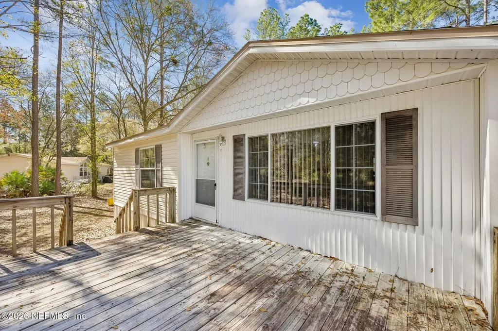 5338 Island Lake Drive Jacksonville FL 32226