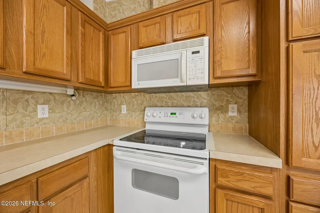 5338 Island Lake Drive Jacksonville FL 32226