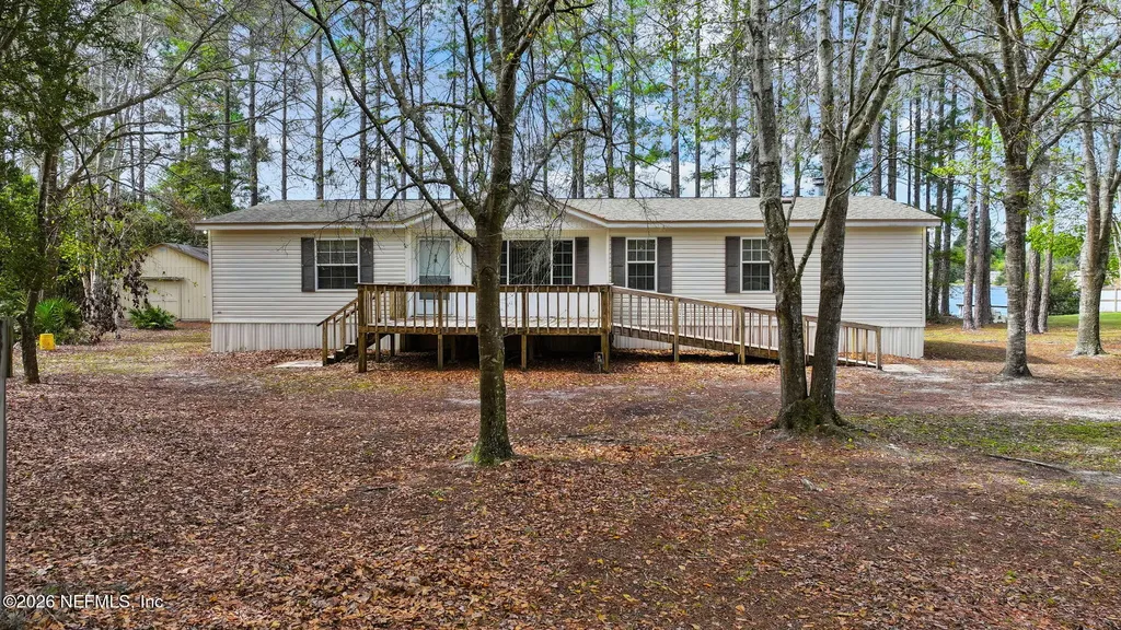 5338 Island Lake Drive Jacksonville FL 32226