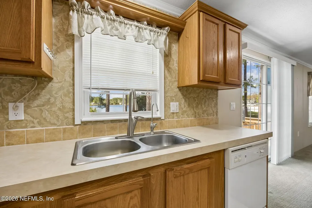 5338 Island Lake Drive Jacksonville FL 32226