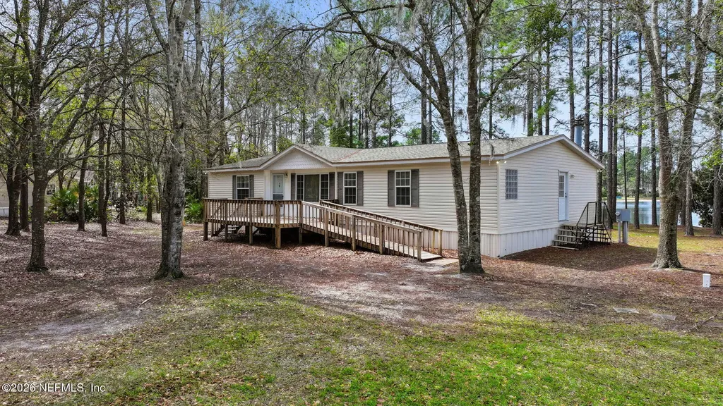 5338 Island Lake Drive Jacksonville FL 32226