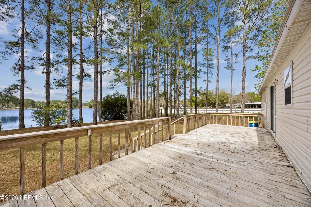 5338 Island Lake Drive Jacksonville FL 32226