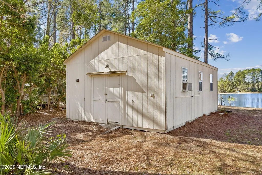5338 Island Lake Drive Jacksonville FL 32226