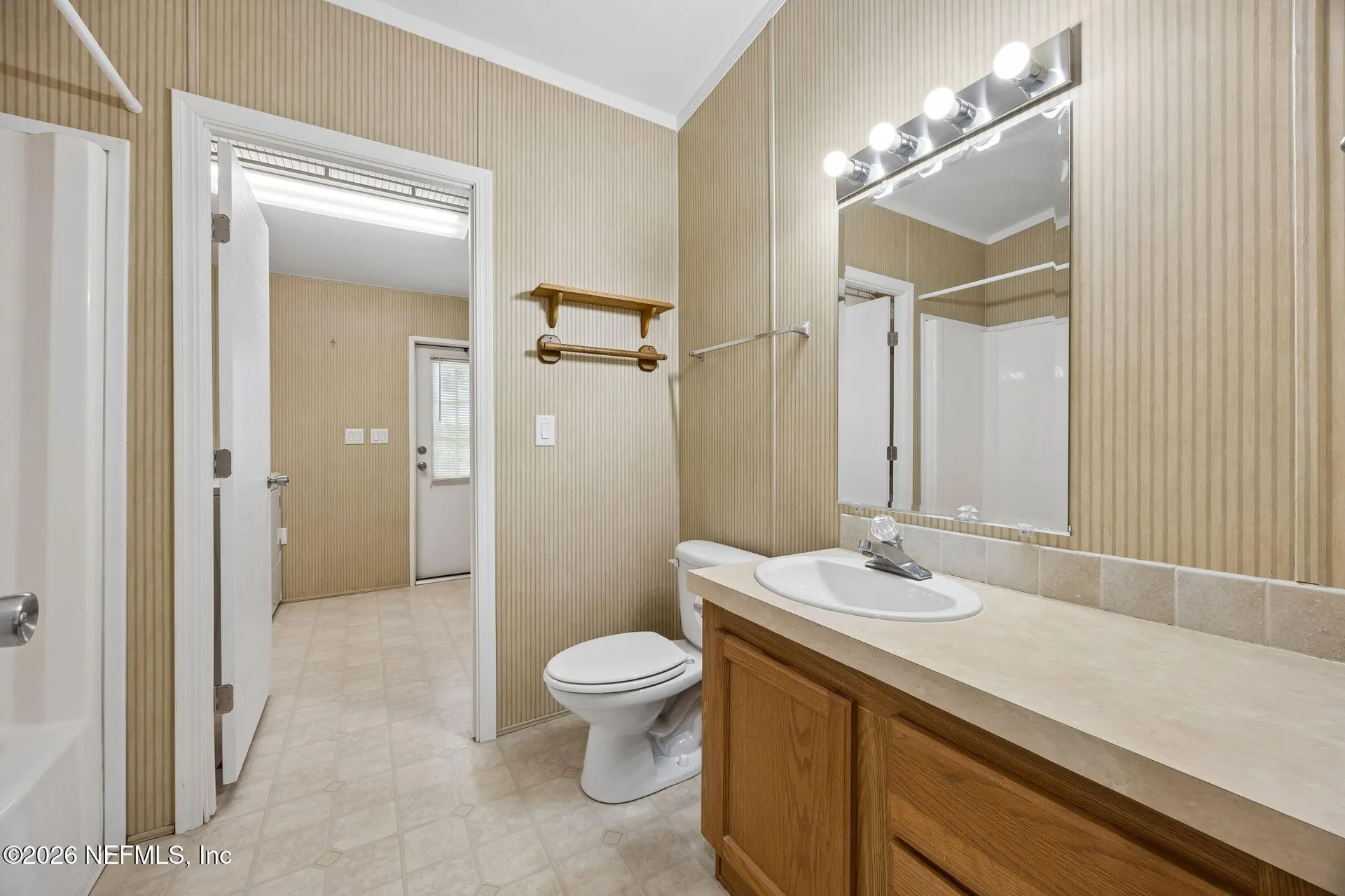 5338 Island Lake Drive Jacksonville FL 32226