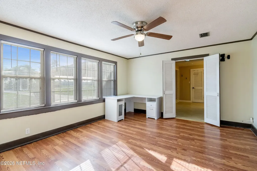 309 E River Road East Palatka FL 32131