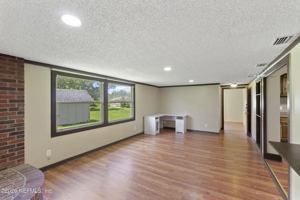 309 E River Road East Palatka FL 32131