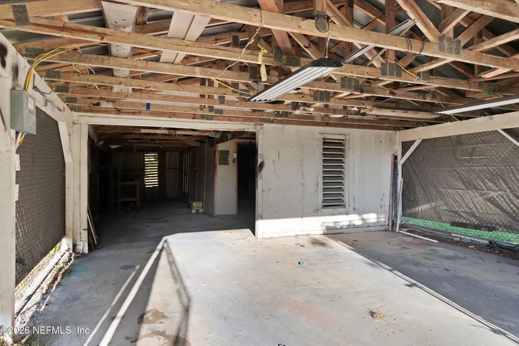 309 E River Road East Palatka FL 32131