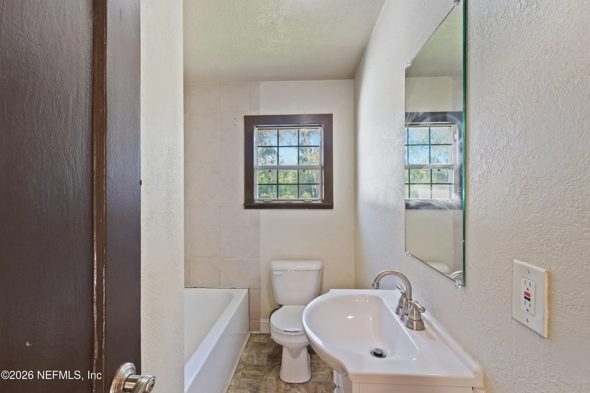 309 E River Road East Palatka FL 32131