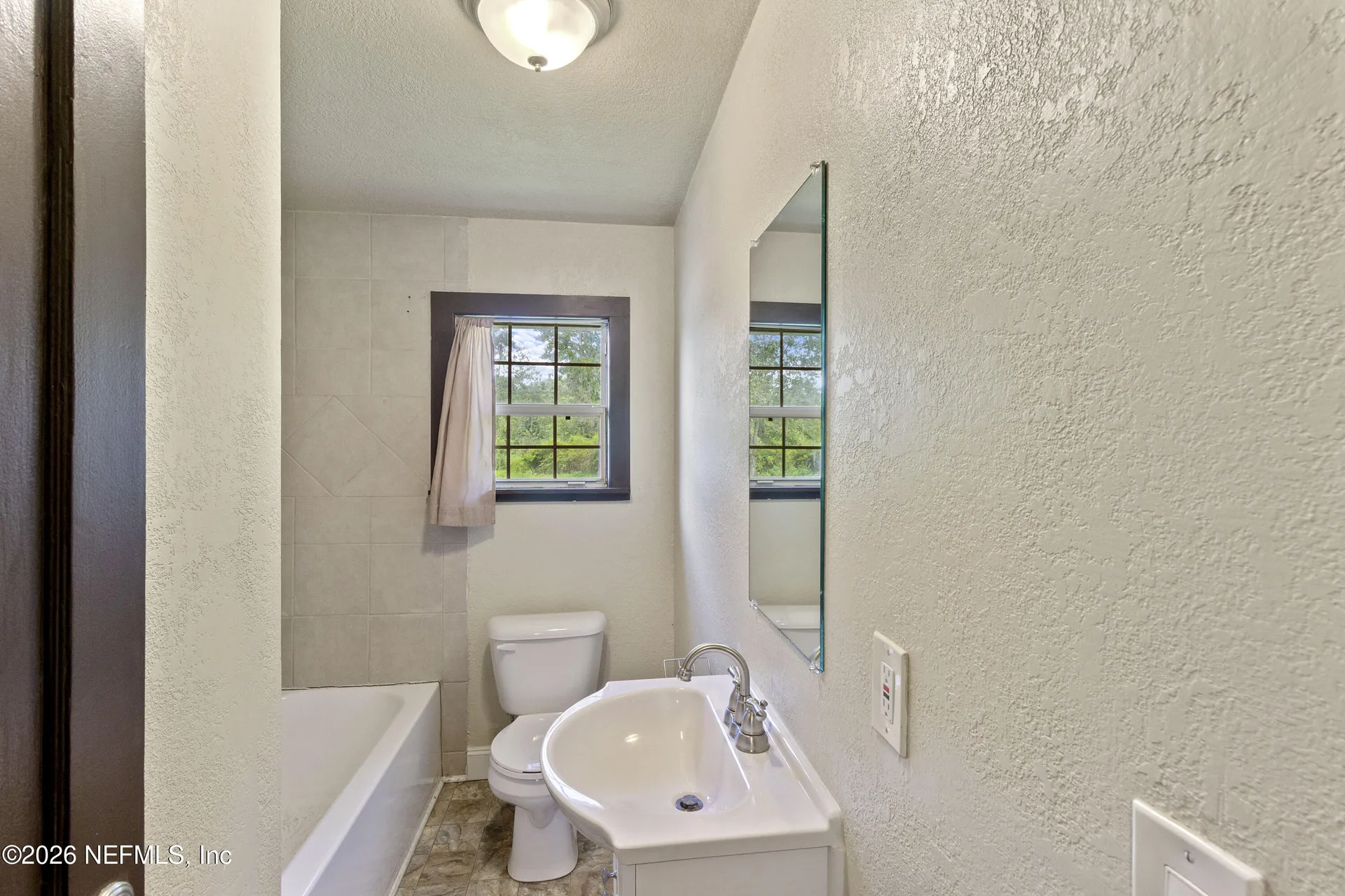 309 E River Road East Palatka FL 32131