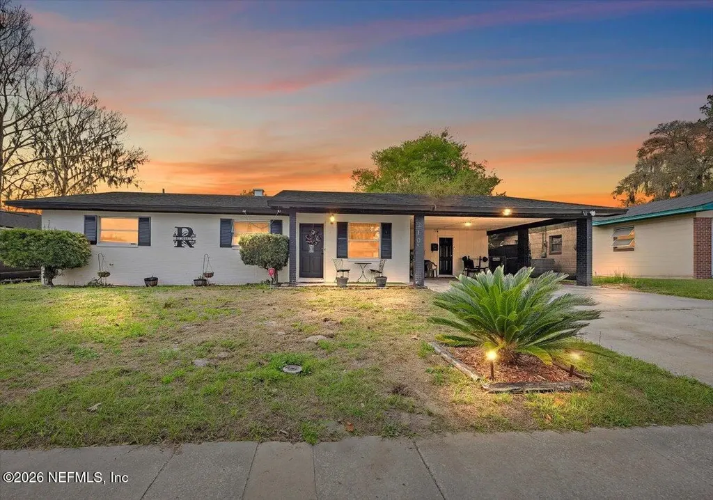210 Holly Lane Palatka FL 32177