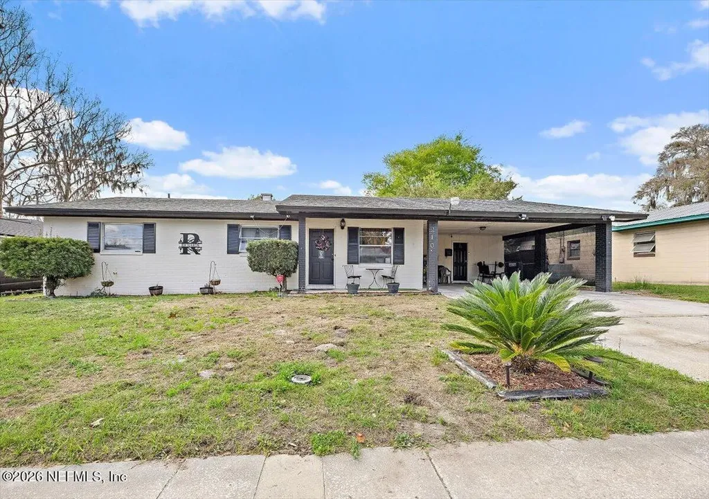 210 Holly Lane Palatka FL 32177